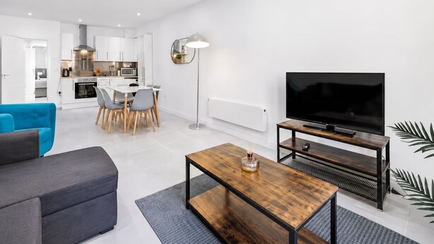 Living area - Contractor/CorporateTravel/Relocation, MyRent2Rent (Corby)