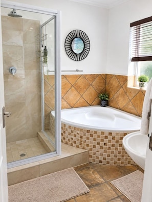 Bathroom - Abalone Guesthouse (Gqeberha)