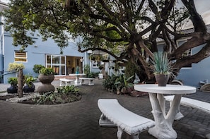 Exterior - Abalone Guesthouse (Gqeberha)
