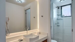 Unclassified image, 5 of 23, button - 2BR Apt w Balcony and View - Santo Cristo Eq1709 (Rio de Janeiro)