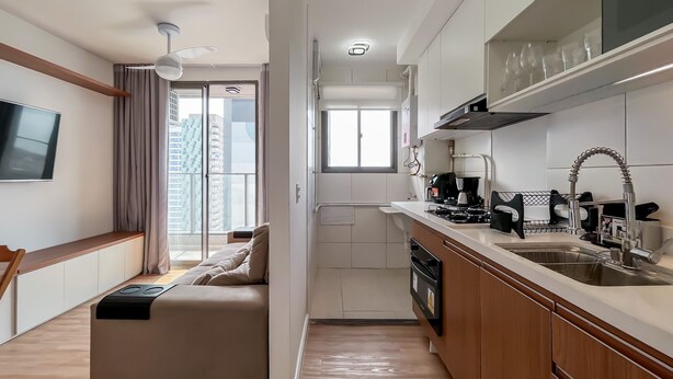 Unclassified image, 1 of 23, button - 2BR Apt w Balcony and View - Santo Cristo Eq1709 (Rio de Janeiro)