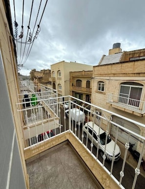 Apartment, 3 Schlafzimmer | Balkon