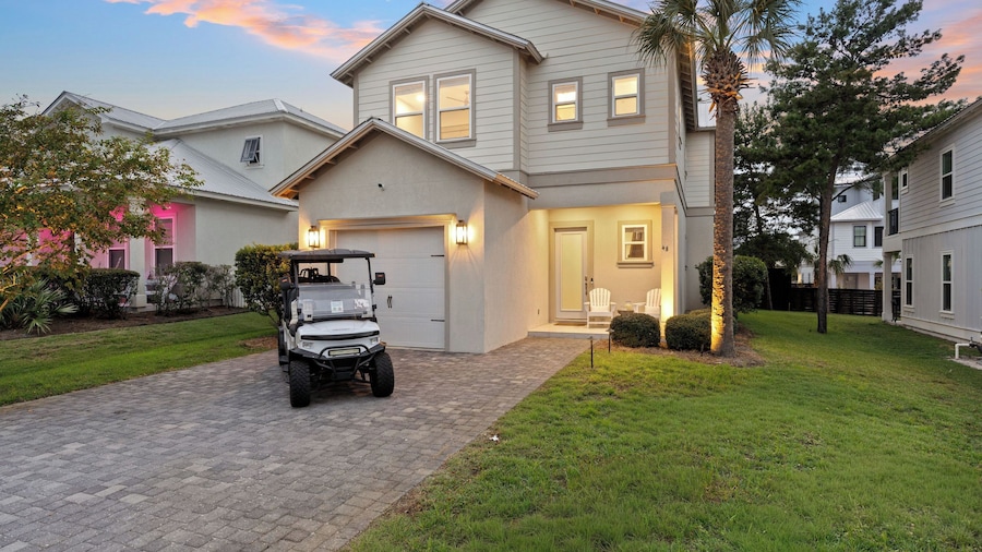 Costal 45 by Avantstay 6-seat Golf Cart Arcade Game Room Pool Access Deeded Beach Access