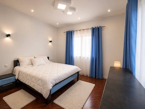 Unclassified image, 3 of 21, button - Modern Apartment Free Wifi & Airport Transfer (Antananarivo)