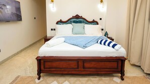Room - Nauras Towers beachfront apartments, Nyali
Infinity pool, gym, sauna, near malls (Mombasa)