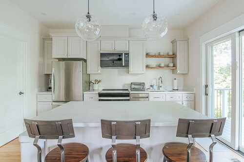 Riverbluff Nest: Rivanna River + Mins to Downtown