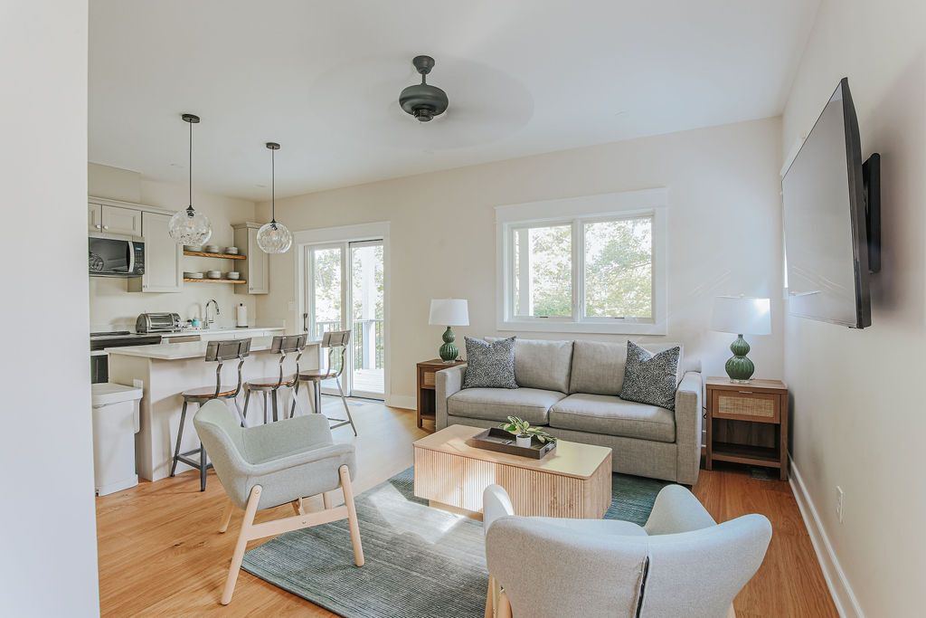 Apartment, Private Bathroom (Riverbluff Nest) | Lounge