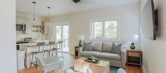 Riverbluff Nest