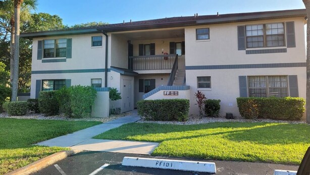Exterior - Cozy 2-bedroom condo in tranquil Port Charlotte with AC (Port Charlotte)
