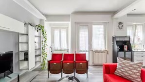 Living area - Vrbo Property (Terni)