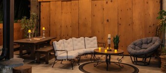 Nashville's Famous Loveless Cafe Stay