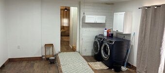 Spacious 3-bedroom rock house with AC near the college in Perryton.