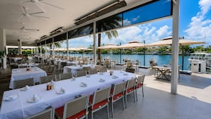 Unclassified image, 2 of 23, button - Modern Coastal Pompano Retreat, Minutes to Beach (Pompano Beach)