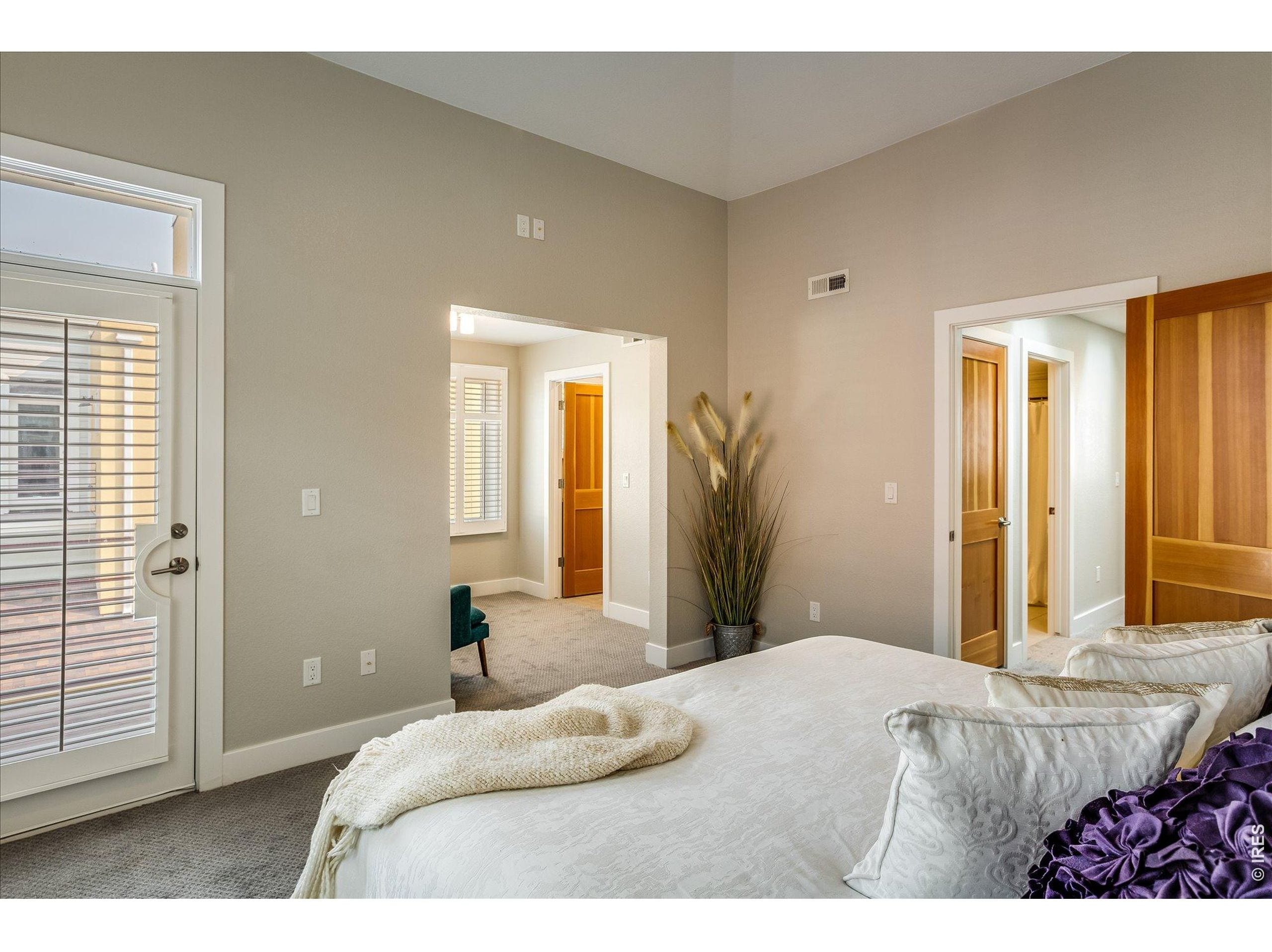3 bedrooms, internet, bed sheets