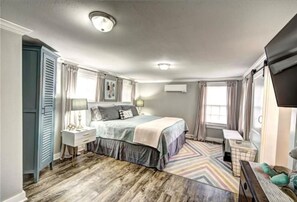 Room - Maison Shea
The Magnolia (Natchitoches)