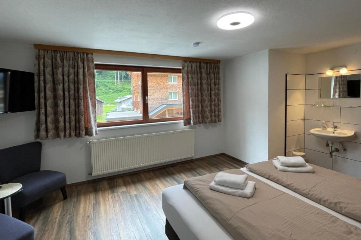 Chambre Double Standard, vue montagne