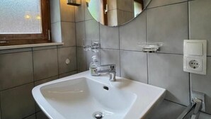 Double Room, Balcony, Mountain View | Bathroom - Haus St. Martin (Klösterle)