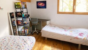 Room - Vrbo Property (Cruet)
