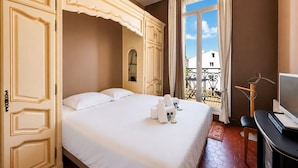 Unclassified image, 4 of 17, button - Appartement Bleu Panorama - Welkeys (Bandol)