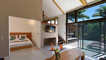 Suite familiar, vistas al jardín | Caja fuerte y wifi gratis