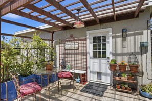 Unclassified image, 2 of 17, button - Experience in This Charming Vintage Trailer ! (Arroyo Grande)
