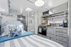 Unclassified image, 5 of 17, button - Experience in This Charming Vintage Trailer ! (Arroyo Grande)