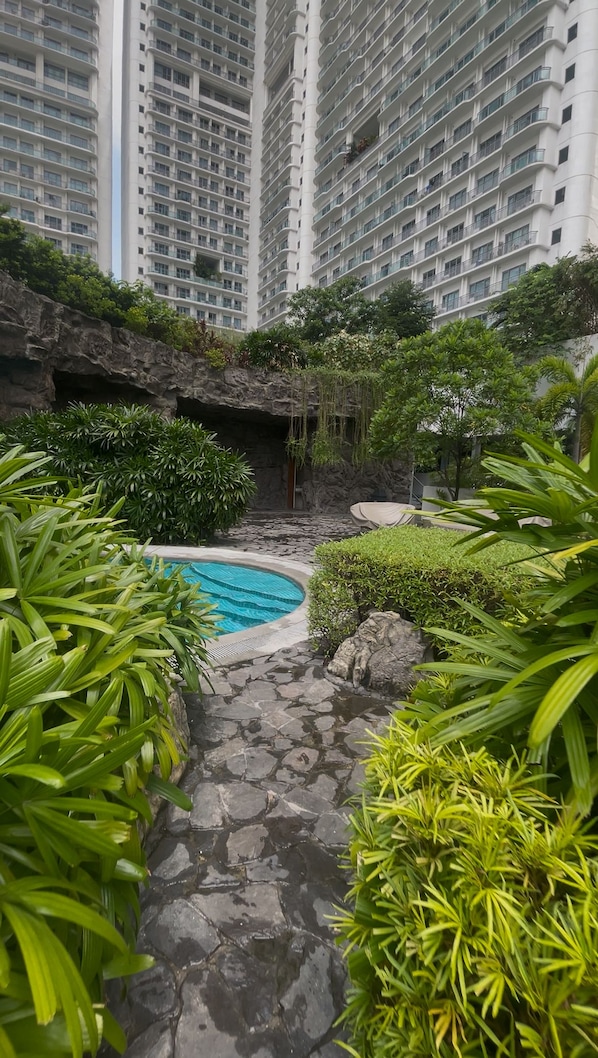 Property grounds - Vrbo Property (Mandaluyong City)