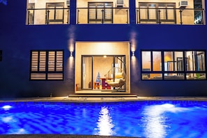 Piscine intérieure