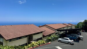 Exterior - Fabulous 2-bedroom condo in charming Holualoa for your getaway. (Holualoa)
