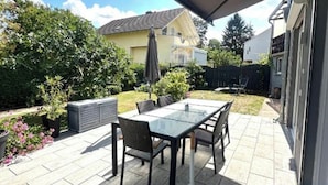 Ulkoruokailutilat