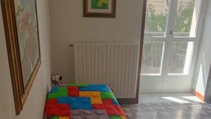 Deluxe Double Room, Balcony, City View | Desk, laptop workspace, soundproofing, iron/ironing board - Roma 64 (Campobasso)