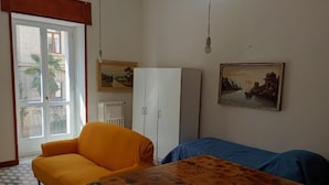 Deluxe Quadruple Room, Balcony, City View | Living area | Computer monitors, printers - Roma 64 (Campobasso)