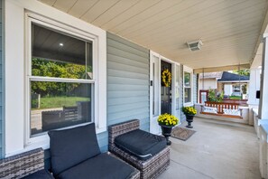 Terrace/patio - Roadmap Lodging: Craftsman 3BR, Near Downtown Indy (Indianapolis)