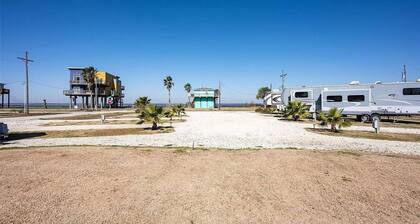Rollover bay RV Spot #1 -50/30 amp Bay/Gulf Views!