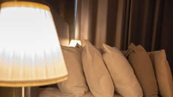 Desk, WiFi (free), bed sheets
