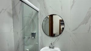 Apartment | Bathroom - Cathedral Centro Histórico D2  (Guadalajara)