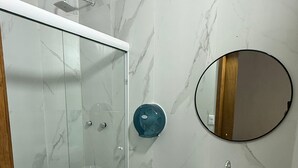 Comfort Apartment | Bathroom - Cathedral Centro Histórico D3 (Guadalajara)