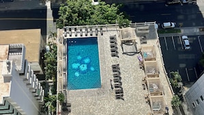 Pool - Cozy studio with great view in fabulous Waikiki (Honolulu)