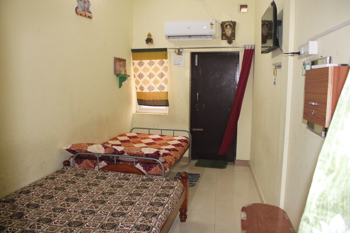 Deluxe Room, Mountain View | Free WiFi