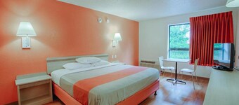 MS6 Albany NY | 1 Full Bed | ADA/Tub