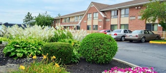 Spacious 2-Bed Queen|Free Parking