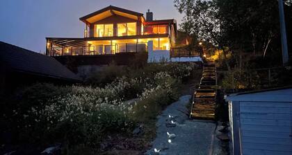 Sea house with private dock near Bergen & Flesland