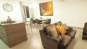 Living area - Calypso Grand Oasis Xaghra,3BR Luxury Apartment (Xagħra)