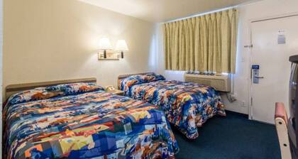 2 Full Beds | Non-Smoking, Micfridge