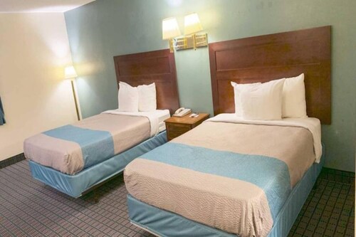 Spacious 2-bed Room|Free Parking