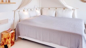 Ảnh chưa phân loại, 2 trong số 18 ảnh, nút