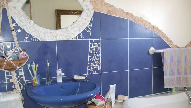 Bathroom - Tranquil 1-bedroom house in charming Plogonnec perfect for getaway (Plogonnec)