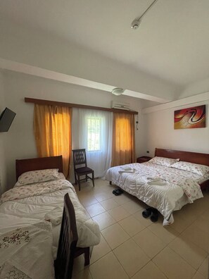 Triple Room, Mountain View - Hotel Restorant Vjosa-River (Kelcyre)