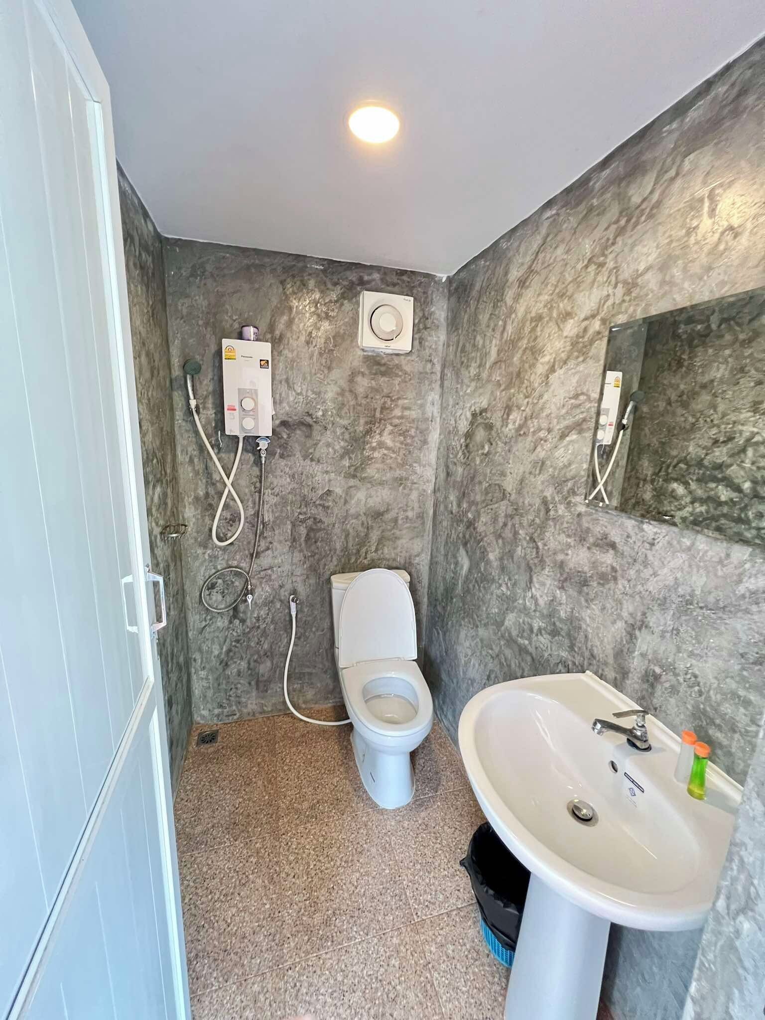 Habitació Deluxe, balcó, vistes a la piscina | Bany