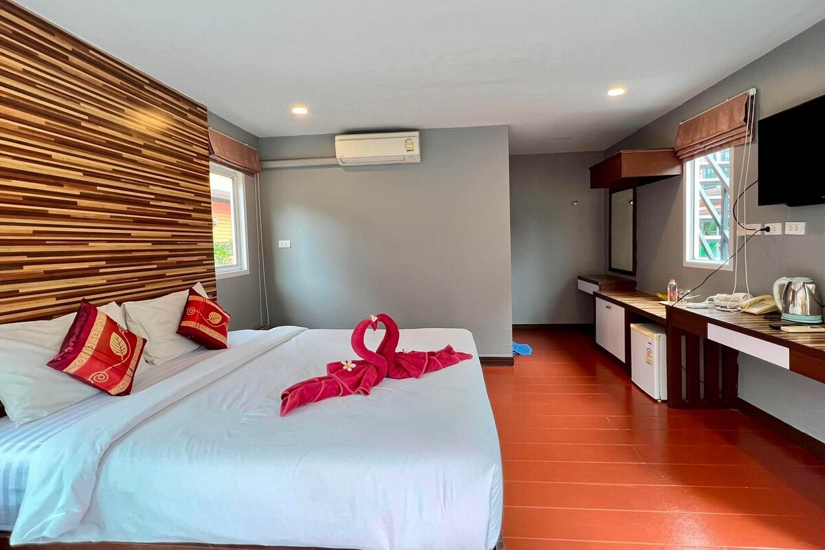 Habitació estàndard, 1 llit de matrimoni gran, no fumadors, servei de neteja | Wifi gratuïta 